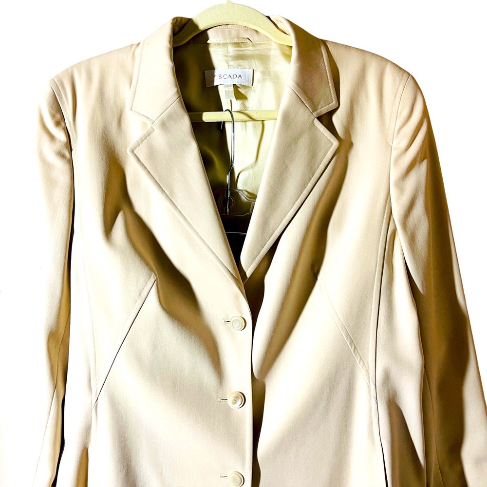 Escada pants set - Picture 3 of 4